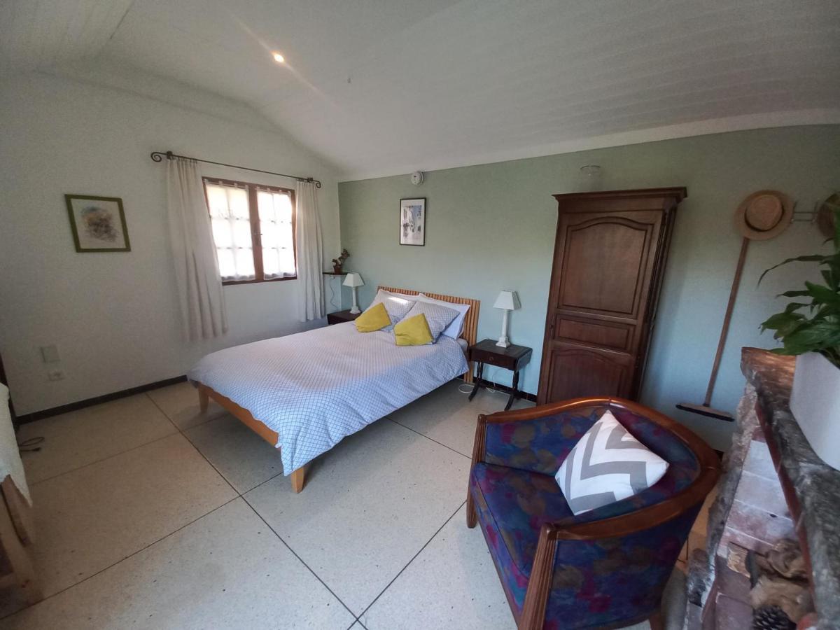 Studio Apartment In Bargemon מראה חיצוני תמונה